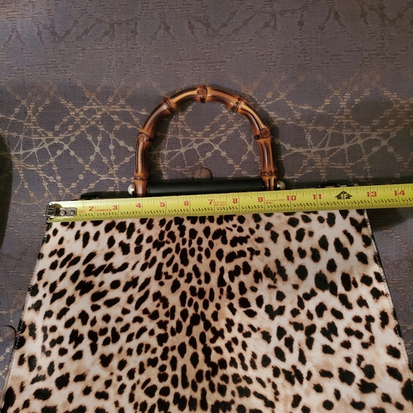 Gucci Calfskin Leopard Handbag - Picture 4 of 6